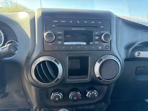 Used 2015 Jeep Wrangler Sport w/ Quick Order Package 23S image 22