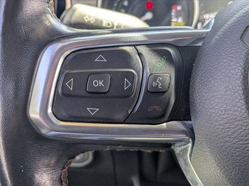 Used 2021 Jeep Wrangler Unlimited Sahara image 11