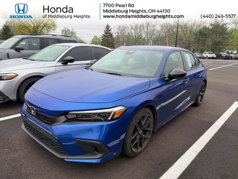 Used 2023 Honda Civic Sport image 1
