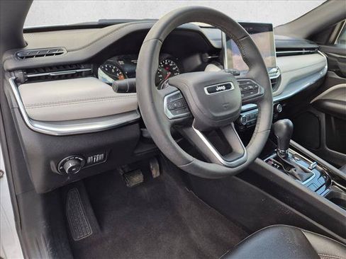 Used 2024 Jeep Compass Limited AWD/4WD image 10