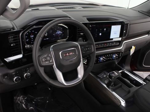 New 2026 GMC Sierra 1500 SLT image 9