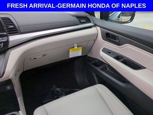 New 2026 Honda Odyssey EX-L image 15