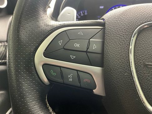 Used 2016 Jeep Grand Cherokee SRT image 18