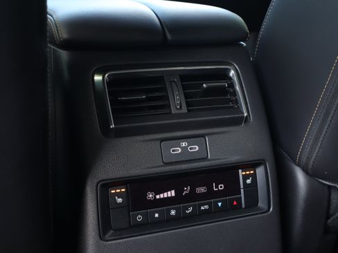 Certified 2024 MAZDA CX-90 3.3 Turbo w/ Premium Plus Pkg image 27