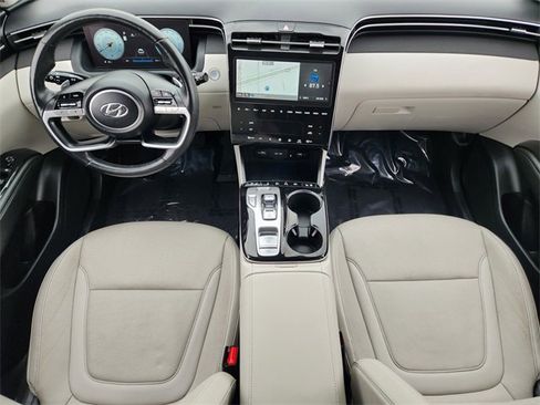Used 2022 Hyundai Tucson Limited image 25
