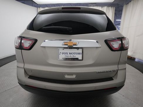 Used 2016 Chevrolet Traverse LT w/ Style and Technology Package FWD image 24