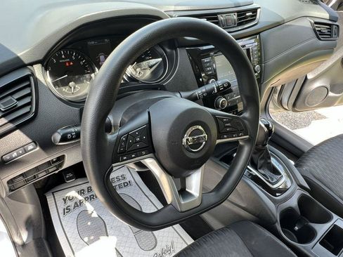 Used 2018 Nissan Rogue S AWD/4WD image 13