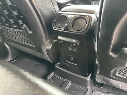 Used 2021 Jeep Wrangler Unlimited Rubicon 4xe w/ Steel Bumper Group AWD/4WD image 21
