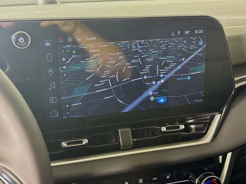 New 2026 Chevrolet Equinox LT w/ Convenience Package II FWD image 16
