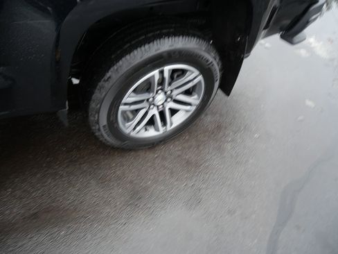 Used 2021 Chevrolet Colorado W/T w/ Custom Special Edition image 36