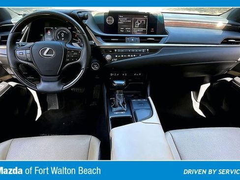 Used 2021 Lexus ES 300h w/ Premium Package FWD image 7