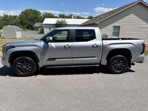 Used 2024 Toyota Tundra Platinum AWD/4WD image 6