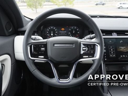 Used 2025 Land Rover Discovery Sport Dynamic SE image 10