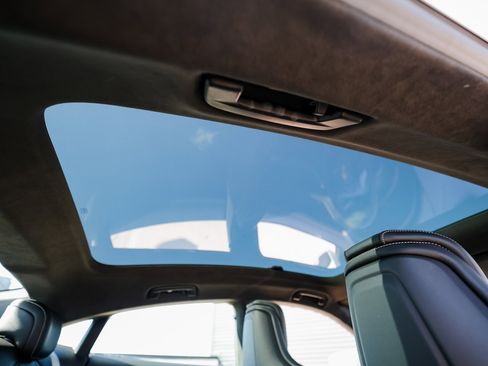 Certified 2025 Porsche Taycan GTS image 29