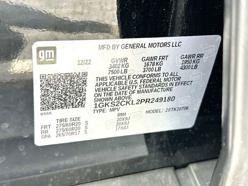 Used 2023 GMC Yukon AT4 w/ AT4 Premium Plus Package AWD/4WD image 22