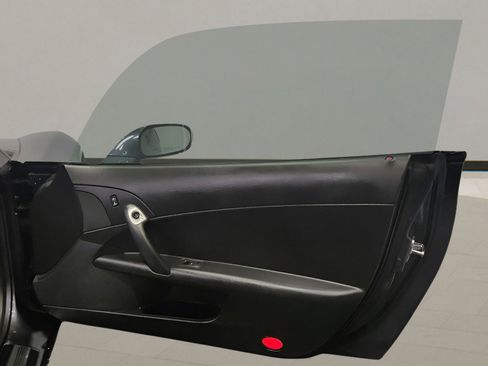 Used 2010 Chevrolet Corvette Coupe w/ 1LT image 23