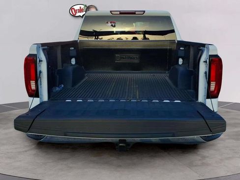 Used 2026 GMC Sierra 1500 SLT RWD image 18