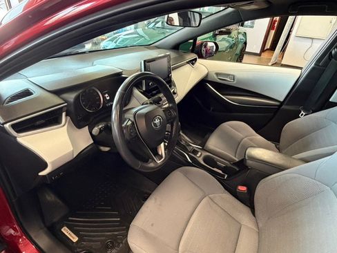 Used 2021 Toyota Corolla SE FWD image 11