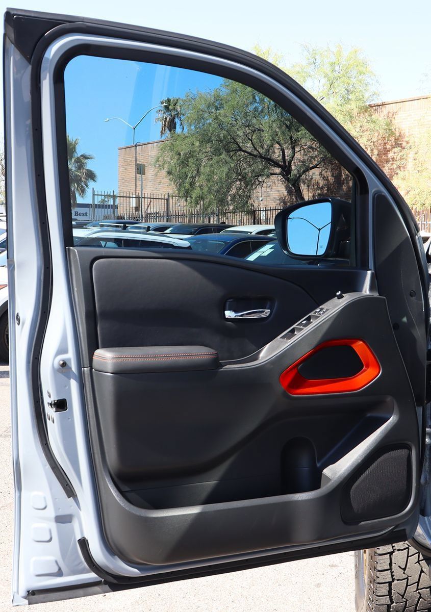Used 2022 Nissan Frontier Pro-X RWD image 37