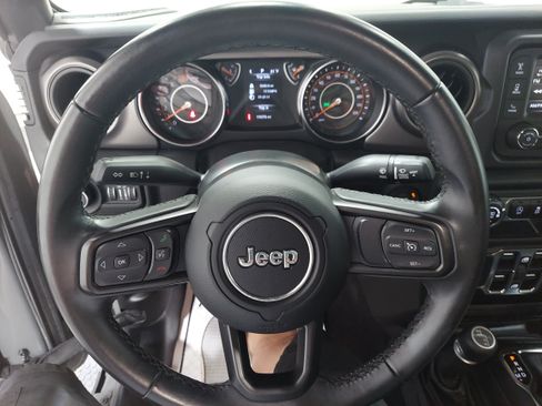 Used 2021 Jeep Wrangler Unlimited Sport AWD/4WD image 8