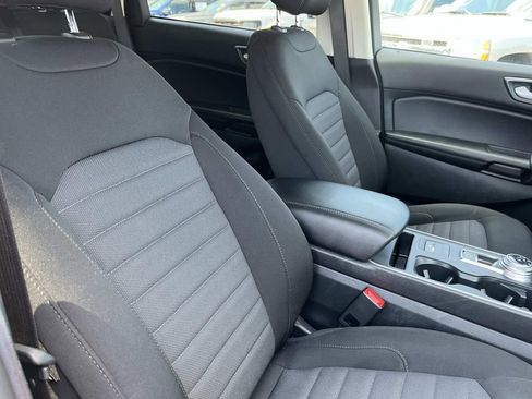 Used 2024 Ford Edge SE image 26