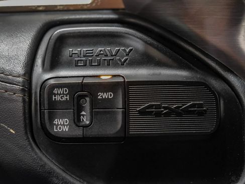 Used 2022 RAM 3500 Limited AWD/4WD image 31