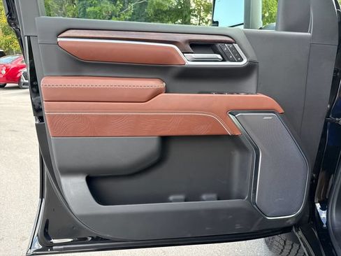 New 2026 GMC Sierra 2500 Denali Ultimate AWD/4WD image 12