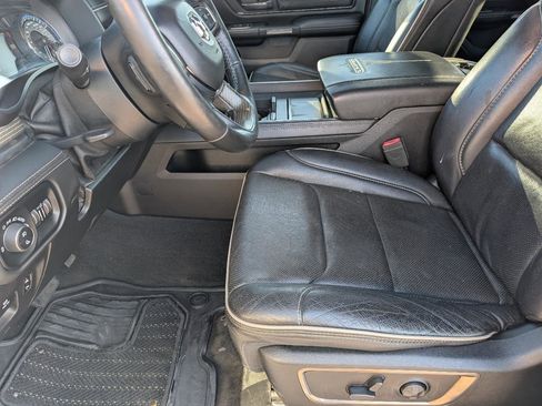 Used 2020 RAM 1500 Limited w/ Body Color Bumper Group AWD/4WD image 9