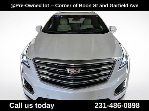 Used 2017 Cadillac XT5 Premium Luxury AWD/4WD image 8