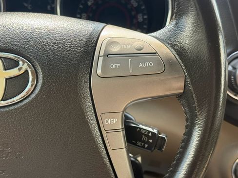 Used 2010 Toyota Highlander SE AWD/4WD image 28