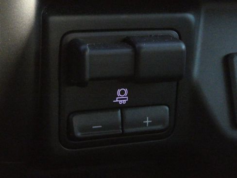 Used 2020 GMC Sierra 1500 SLT w/ SLT Premium Plus Package image 16