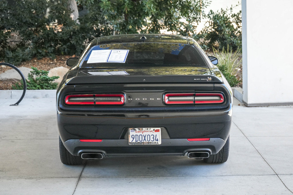 Used 2022 Dodge Challenger R/T Scat Pack RWD image 5