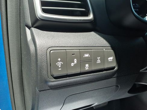 Used 2020 Hyundai Tucson Limited AWD/4WD image 16
