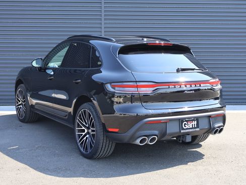 Certified 2026 Porsche Macan AWD/4WD image 3