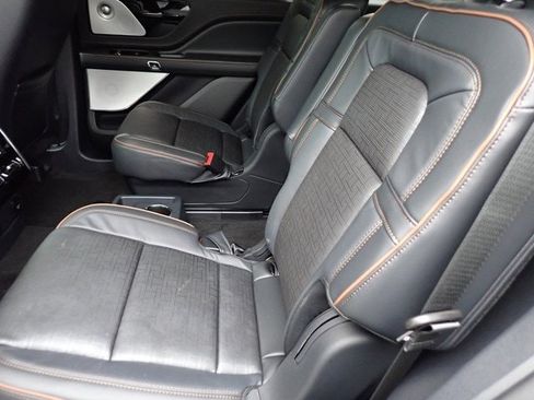 New 2025 Lincoln Aviator Black Label w/ Jet Appearance Package image 17