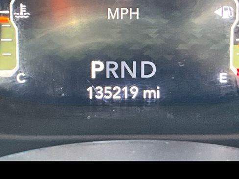 Used 2021 Jeep Wrangler Unlimited Sahara AWD/4WD image 19