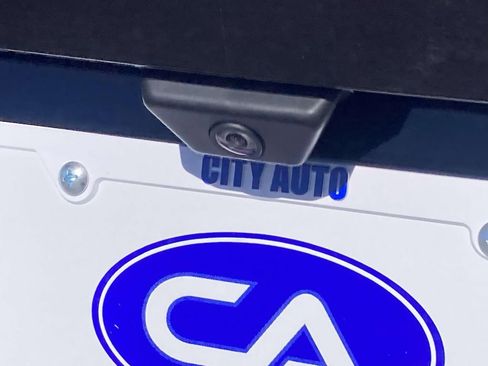 Used 2022 Ford Escape Titanium image 12