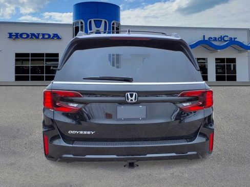 New 2026 Honda Odyssey EX-L image 3