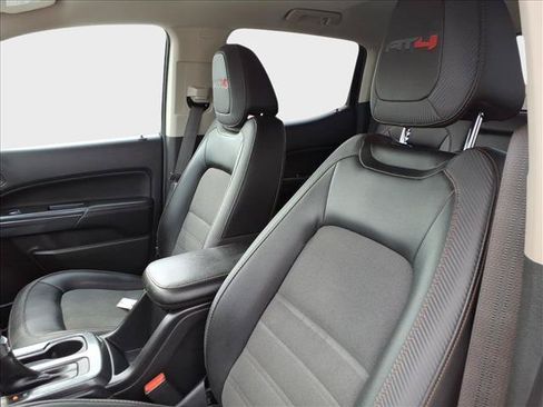 Used 2022 GMC Canyon AT4 AWD/4WD image 16