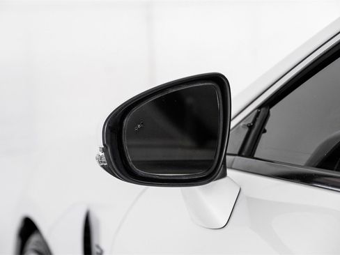 Used 2015 Lexus RC F w/ Premium Package image 41