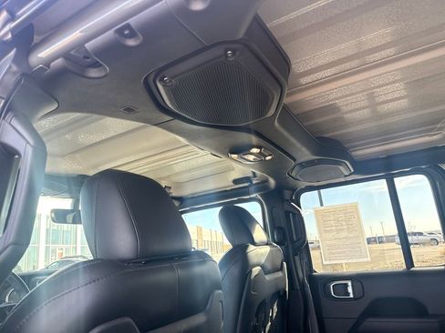 Used 2023 Jeep Wrangler Unlimited Rubicon 4xe w/ Cold Weather Group image 29