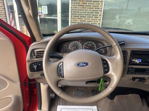 Used 2002 Ford F150 Lariat image 19