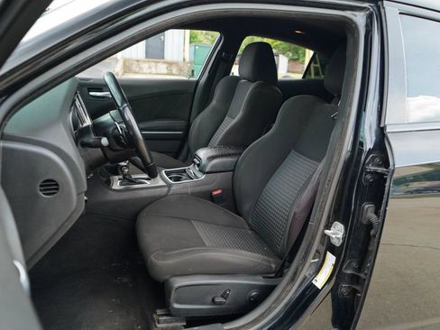 Used 2022 Dodge Charger GT RWD image 7