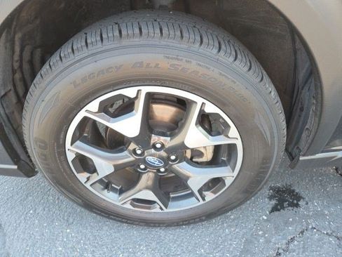 Used 2019 Subaru Crosstrek 2.0i Premium w/ Eyesight System AWD/4WD image 23