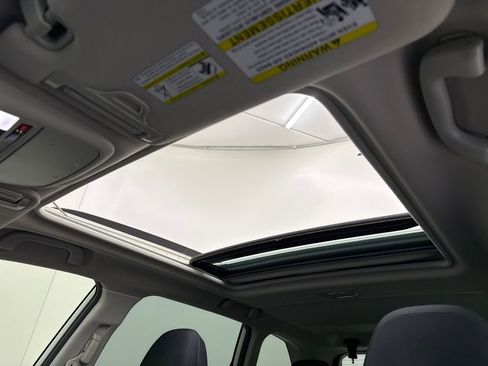 Used 2022 Subaru Forester Premium w/ Popular Package #1 image 21