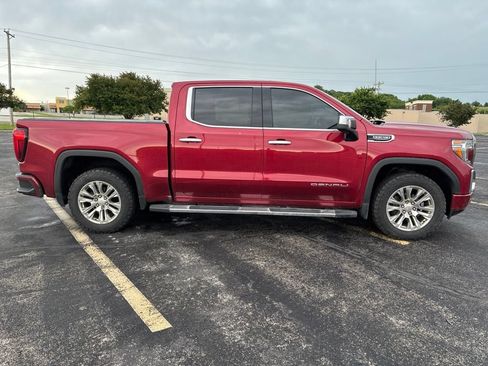 Used 2020 GMC Sierra 1500 Denali w/ Driver Alert Package II AWD/4WD image 4