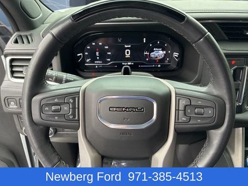 Used 2024 GMC Yukon XL Denali w/ Advanced Technology Package AWD/4WD image 16
