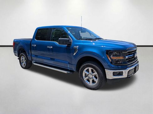 Used 2025 Ford F150 XLT w/ Equipment Group 301A Standard AWD/4WD image 2
