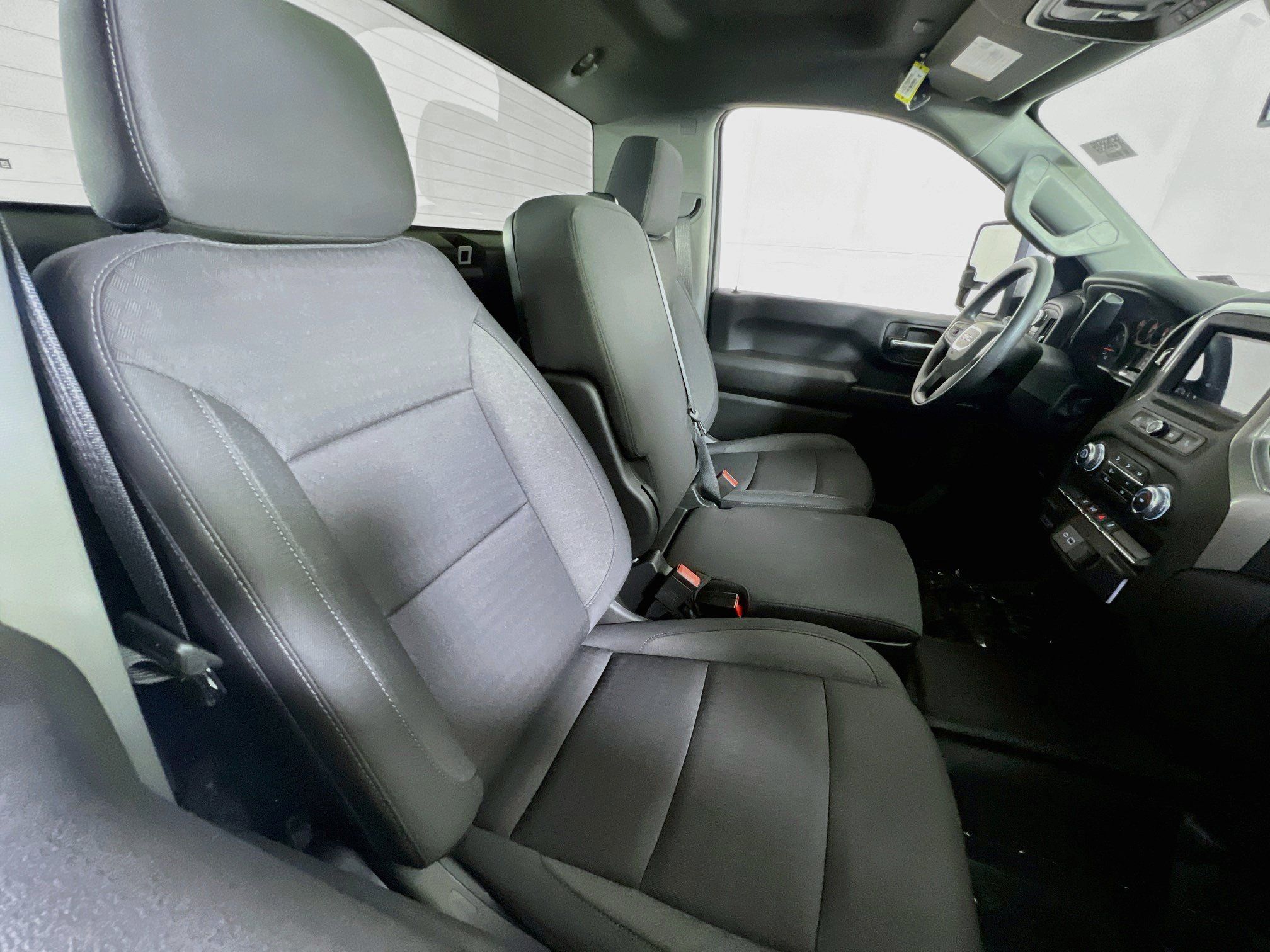 Used 2025 GMC Sierra 2500 Pro w/ Convenience Package AWD/4WD image 23