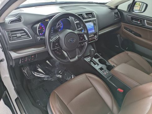 Used 2019 Subaru Outback 2.5i Touring image 9
